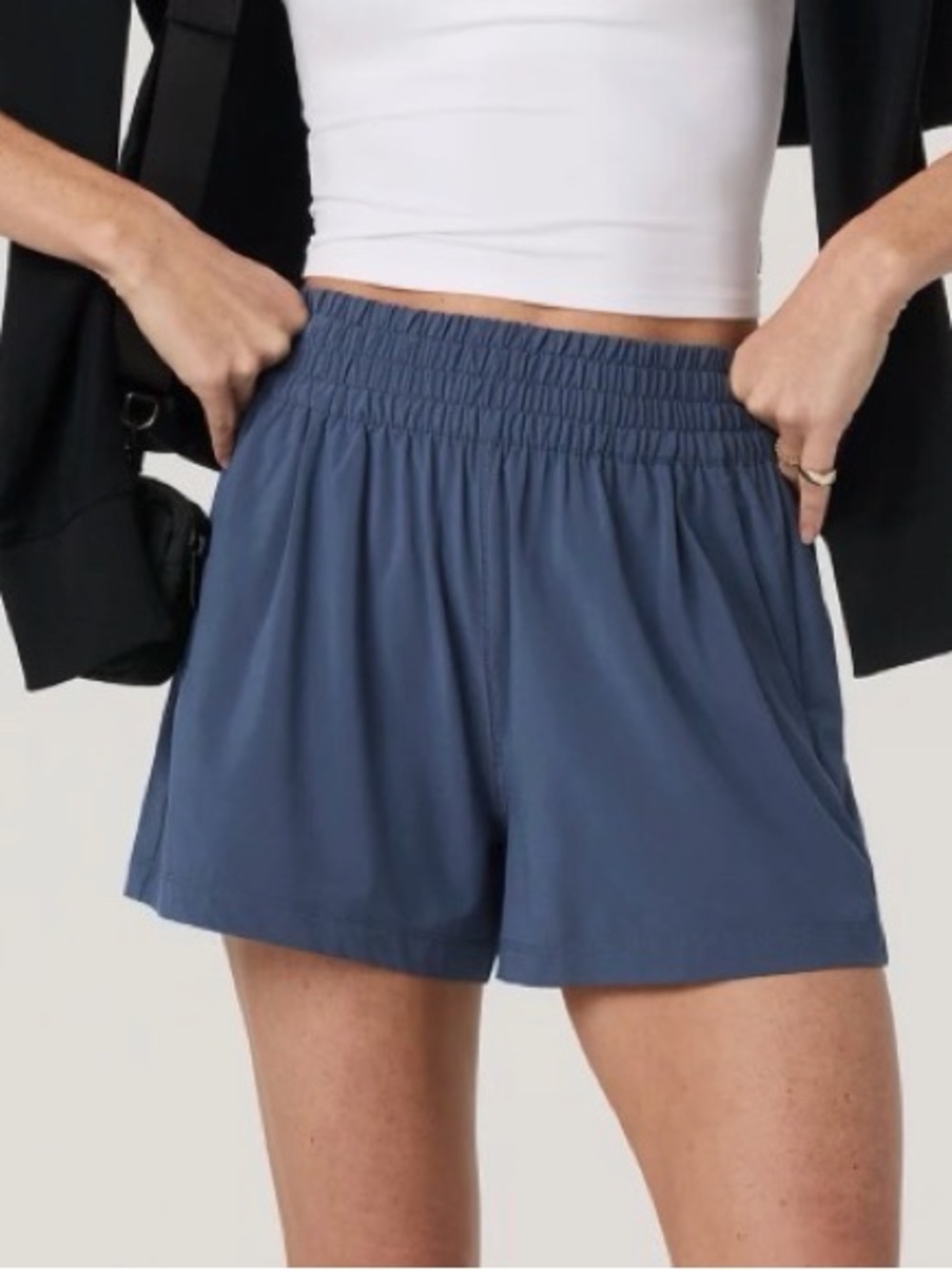 Vuori Villa Shorts in Azure